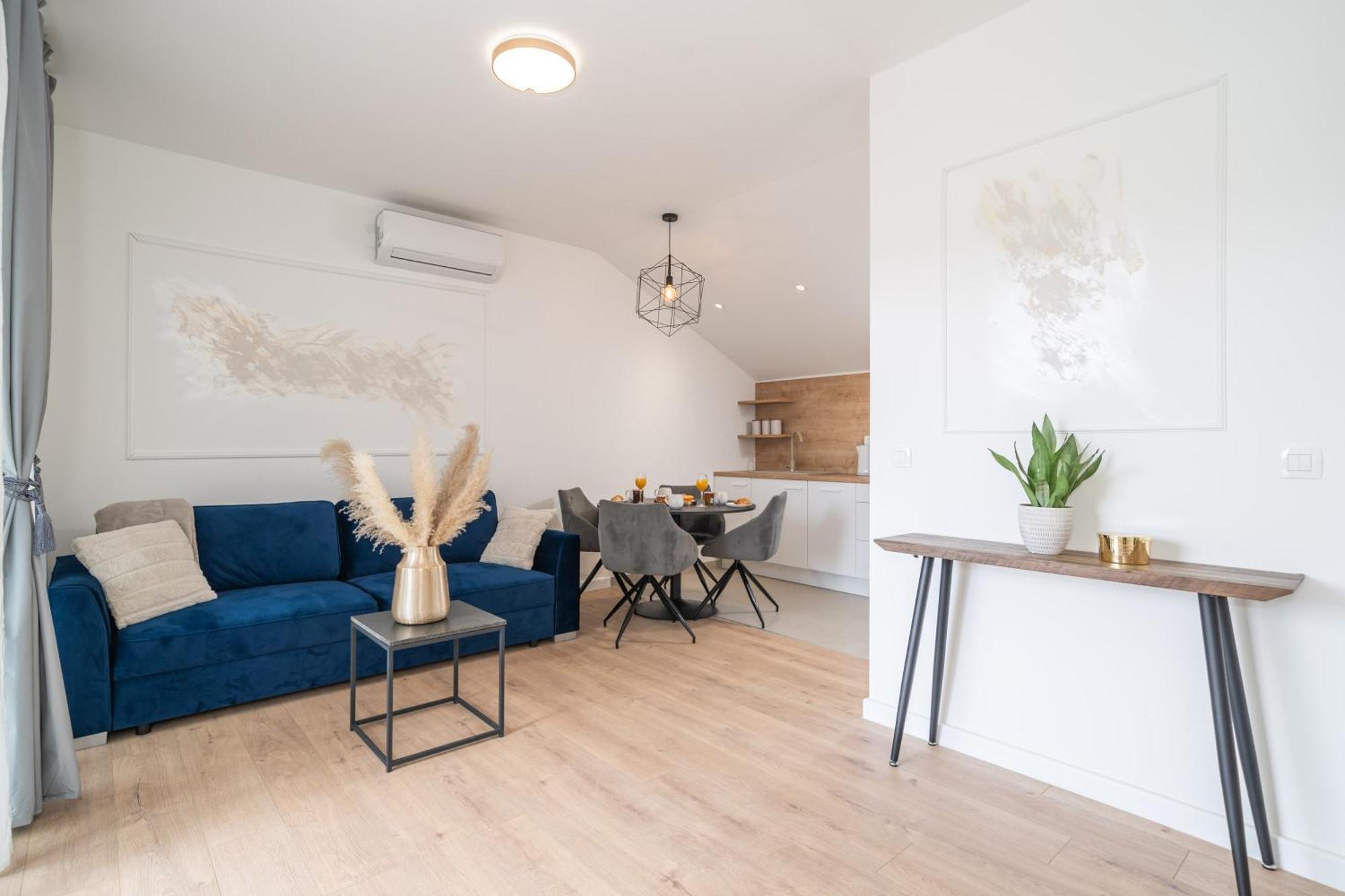 Olive Family House Apartment Mlini Exterior photo